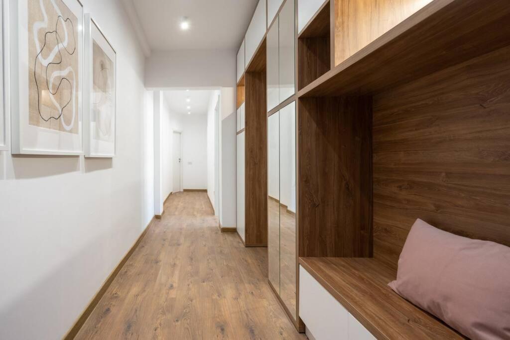 Stylish Apartament Magheru Bucarest Esterno foto